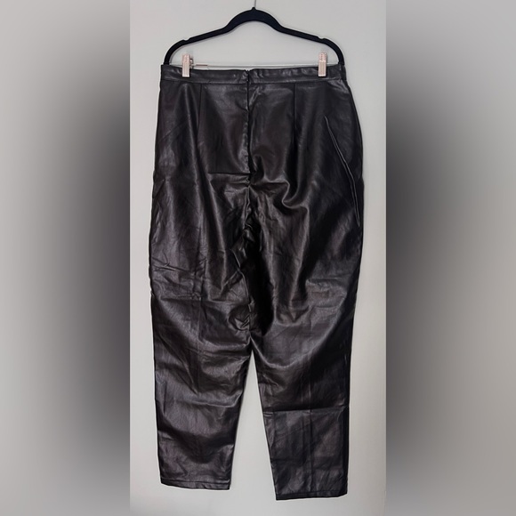 NWT Nasty Gal Faux Leather Tapered Pants - Picture 6 of 10